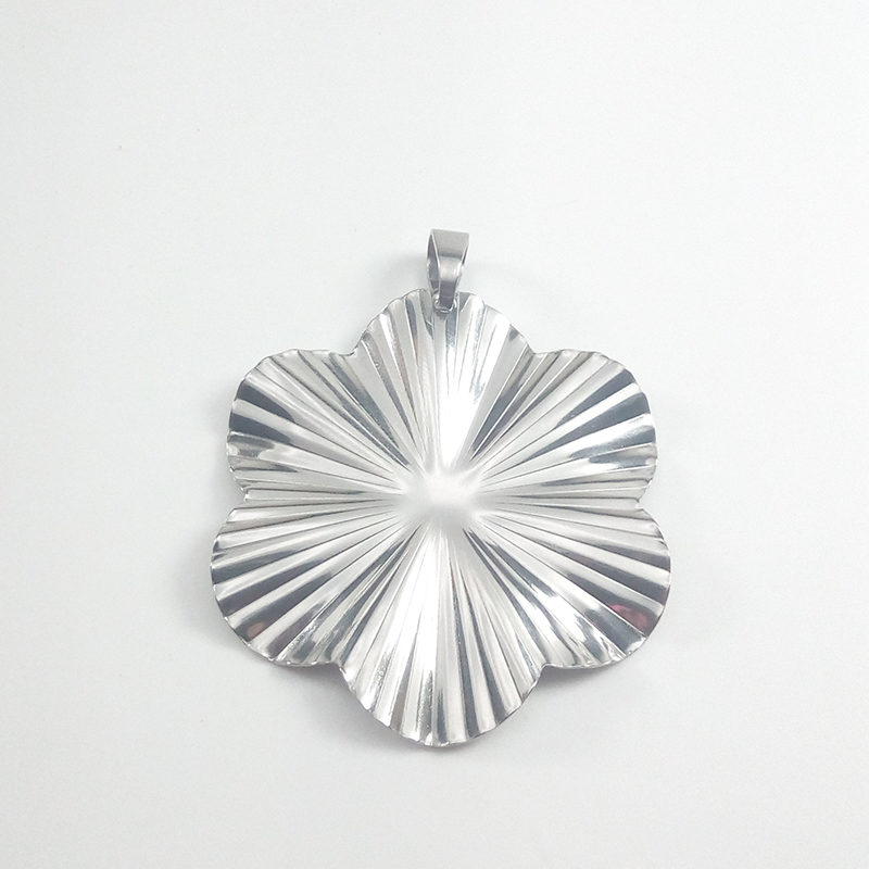 Crinkle Flower Pendant