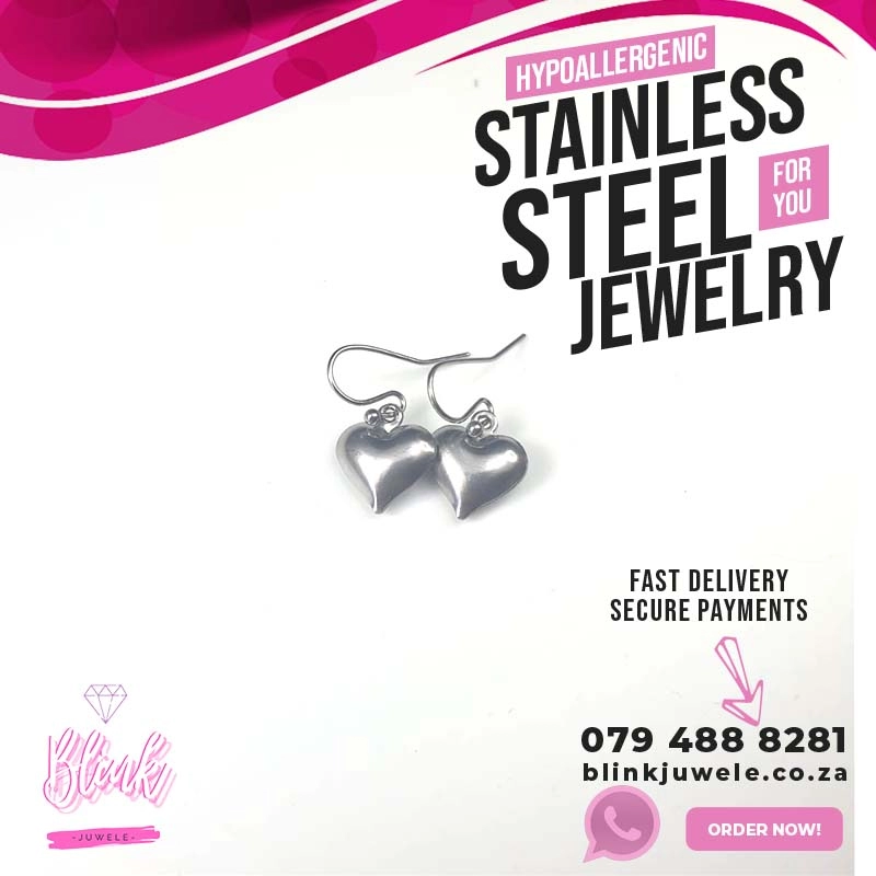 Dainty Heart Earrings