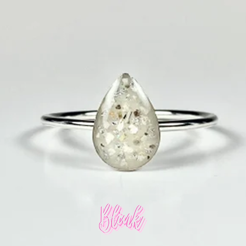 Teardrop Ashes Ring