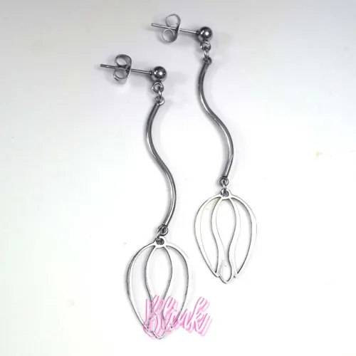 Tulip Dangle Earrings
